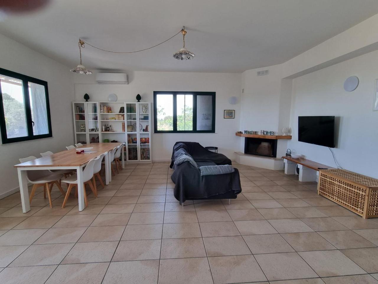 Accogliente Villa Con Piscina Caltagirone Kültér fotó