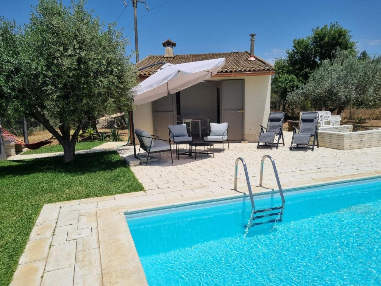Accogliente Villa Con Piscina Caltagirone Kültér fotó